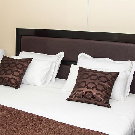 Streets Of Gold Guest House Gaborone Exterior foto